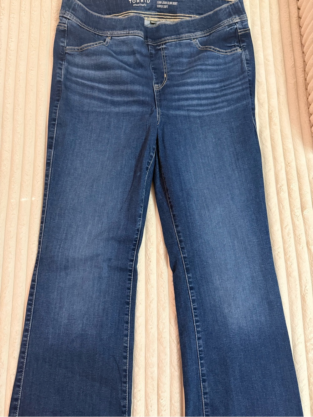 Women’s Skinny Jeans in Dark Blue